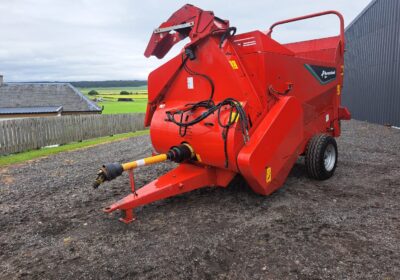 Kverneland 864 trailed bedder