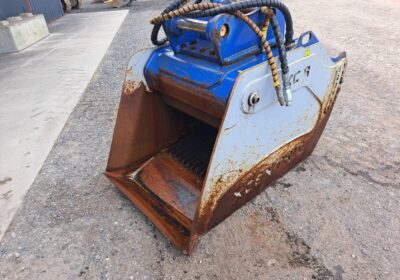 Xcentric X9 Crushing Bucket